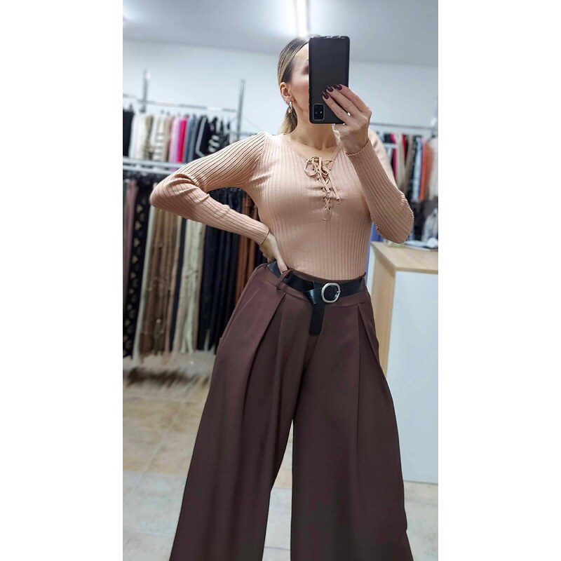 E-shop Béžový top s dlhým rukávom Olya