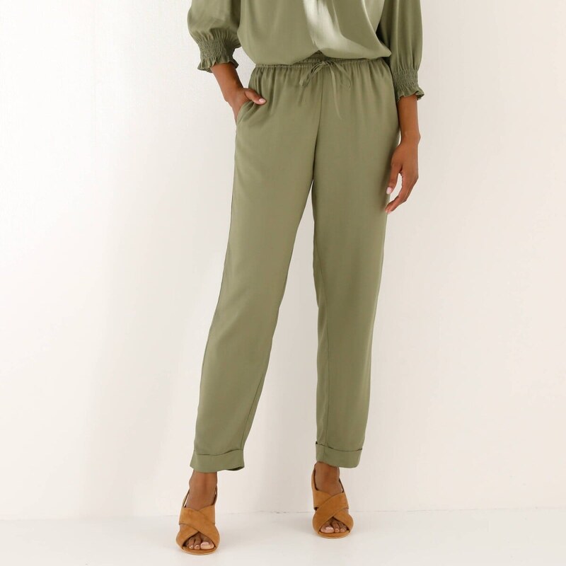 Jednofarebné 7/8 nohavice s pružným pásom khaki 052 Blancheporte 67632132