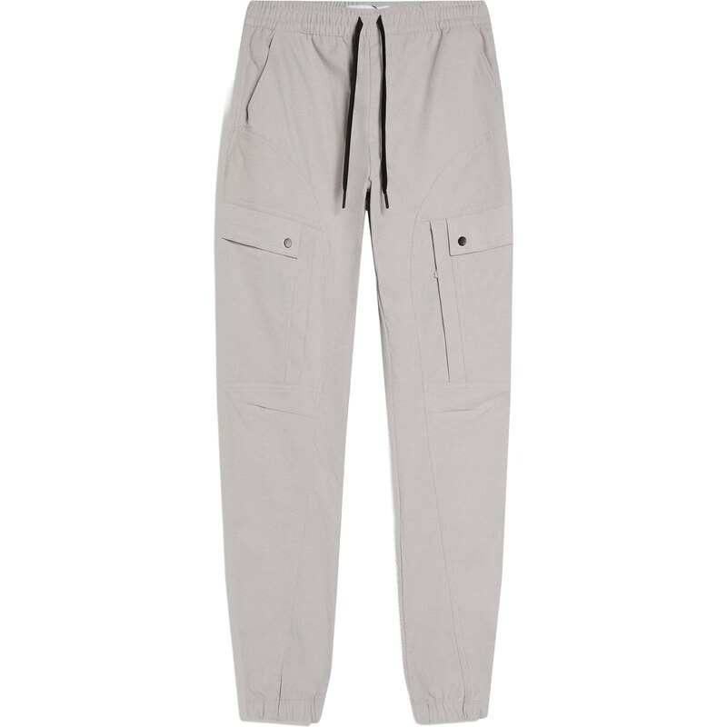 Bershka Kapsáče svetlosivá 67655102