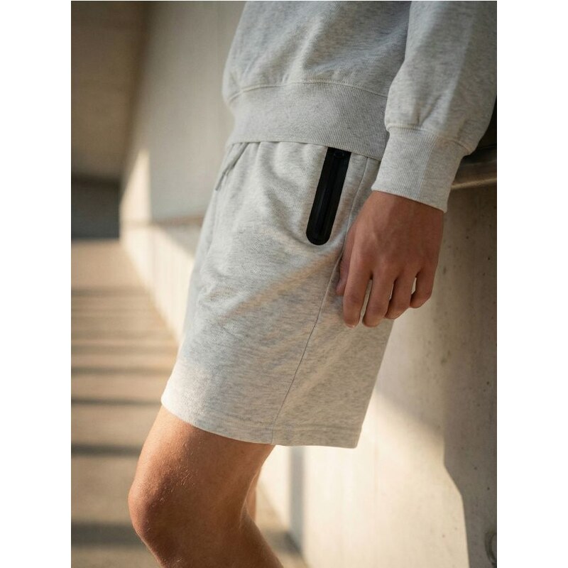 Sinsay - Šortky s vreckami na zips - svetlošedá 67664794