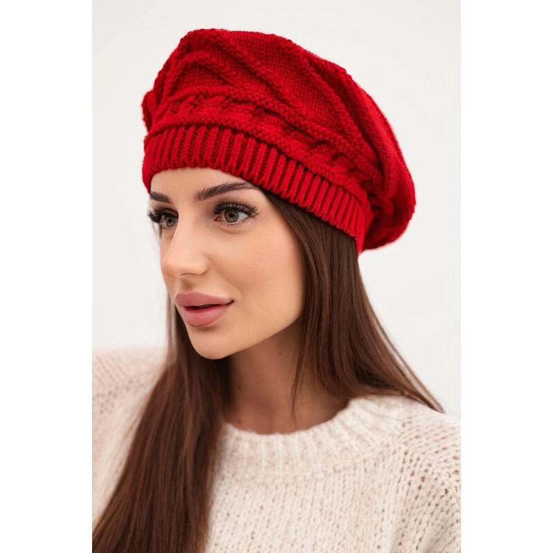 MladaModa Dámska čiapka s baretkovým strihom K378 červená 67680792