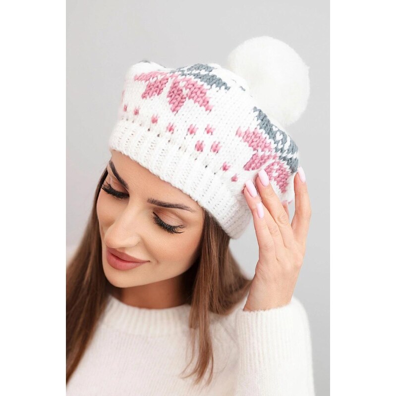 MladaModa Dámska čiapka so vzorom snehových vločiek a brmbolcom K457 67680879