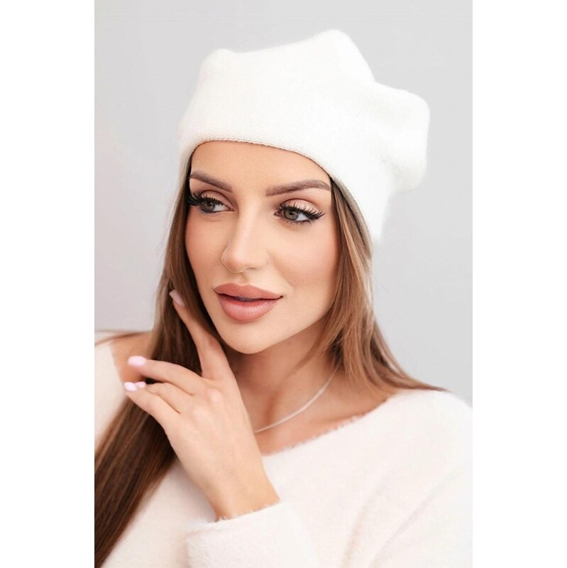 MladaModa Dámska klasická čiapka beanie K420 farba ecru 67680935