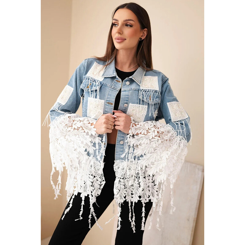K-Fashion Dámska bavlnená džínsová bunda so strapcami a čipkou v boho 67681586