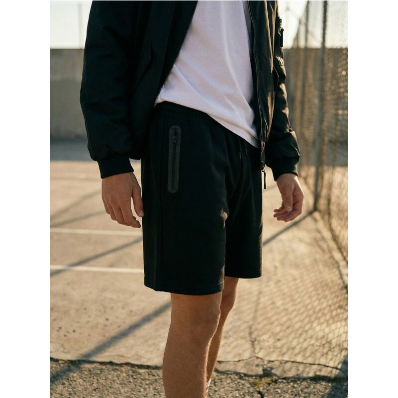 Sinsay - Šortky s vreckami na zips - čierna 67704397