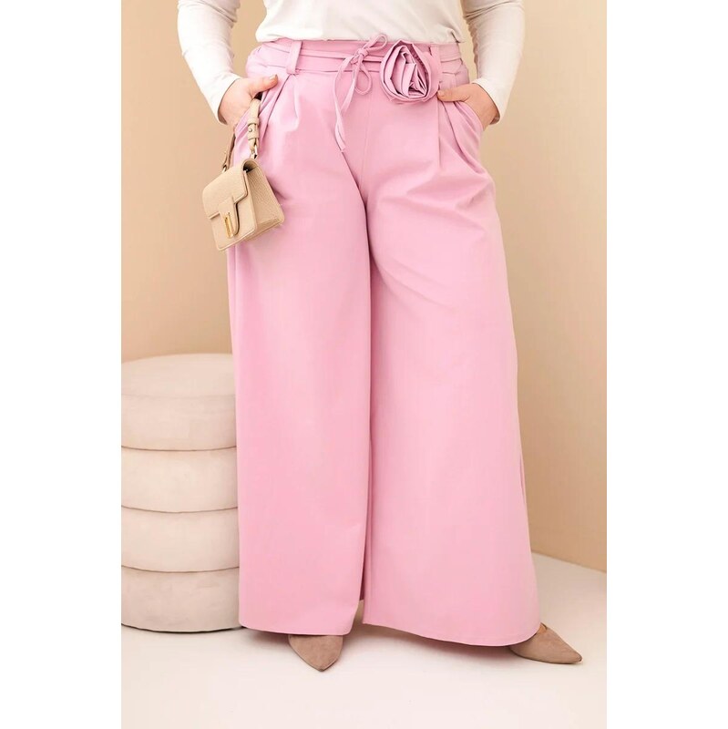 MladaModa Široké oversize nohavice s ozdobným kvetom v páse model 67714575