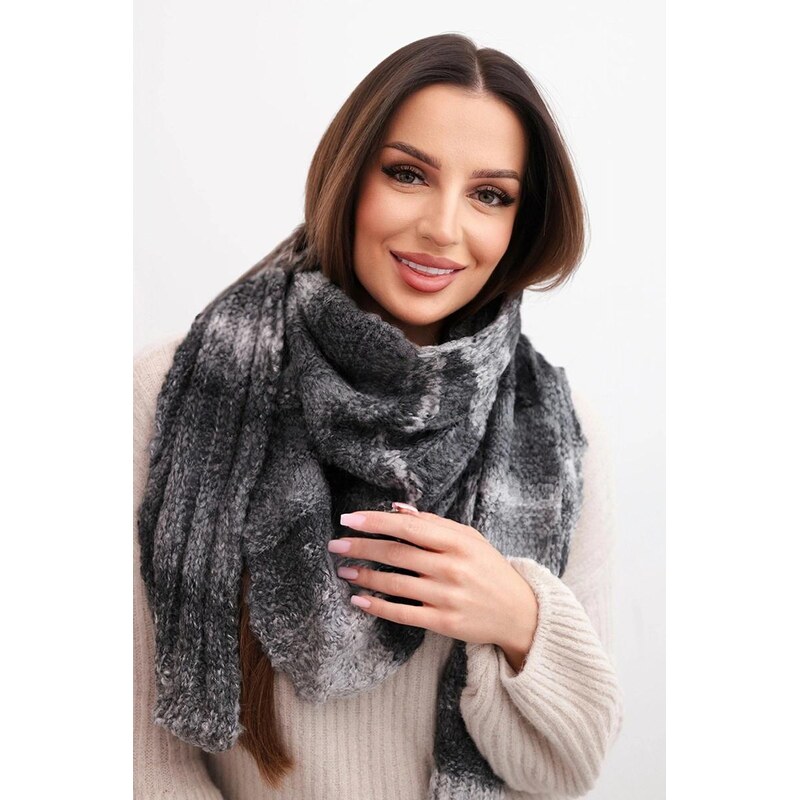 MladaModa Teplý dámsky šál s farebnými pruhmi KN19 grafitový 67714620