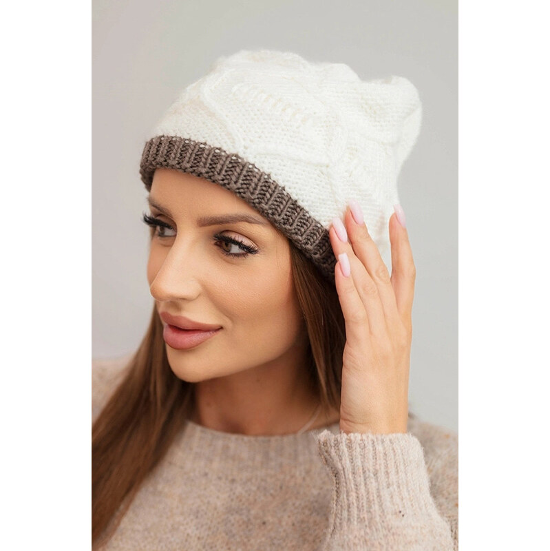 K-Fashion Dámska zimná vlnená čiapka s pleteným vzorom K443 ecru 67778874