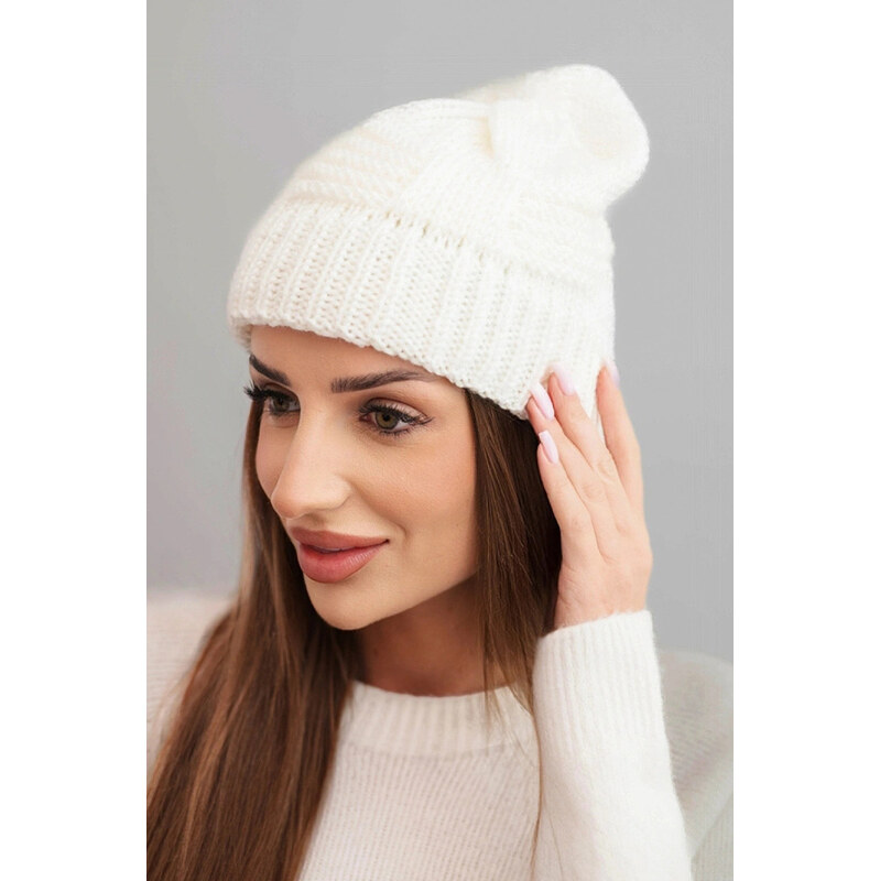 K-Fashion Dámska zimná akrylová čiapka s ozdobným úpletom K462 ecru 67779141