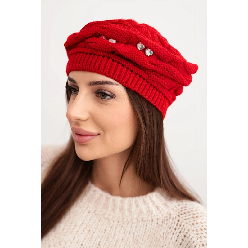 K-Fashion Dámska zimná čiapka s ozdobným úpletom a kryštálmi K398 67779434
