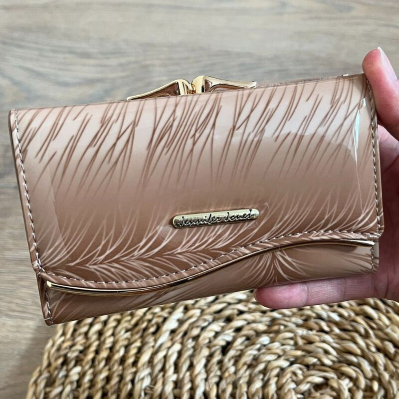 Jennifer Jones Dámska kožená peňaženka béžová SKYLA 66666407