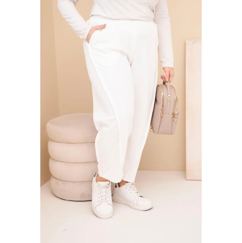 MladaModa Bavlnené oversize nohavice s vysokým pásom model 25272 farba 67826238