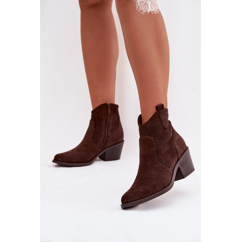 Kesi Čokoládové dámske členkové topánky na podpätku s ažúrovým vzorom 68189657