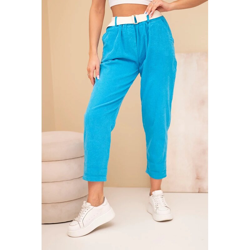 Kesi Włoski dámske menčestrové nohavice s opaskom 67834544