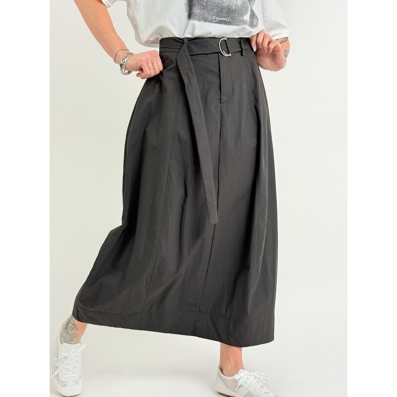 Voga Móda Čierna sukňa ROMA 67861809