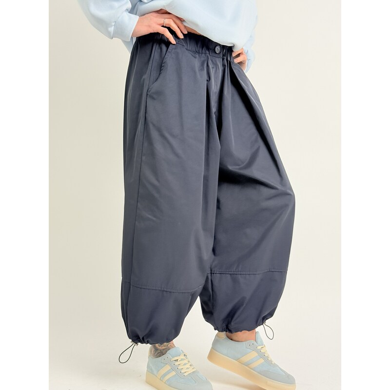 Voga Móda Tmavomodré nohavice JUMP 67861820