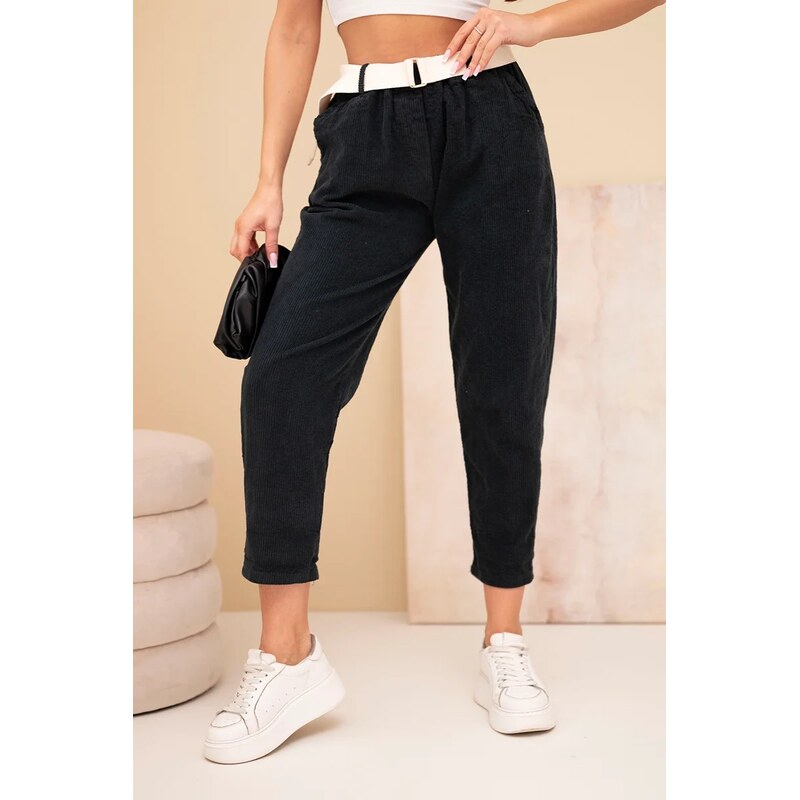 Kesi Włoski Dámske menčestrové nohavice s opaskom čierne 67834673