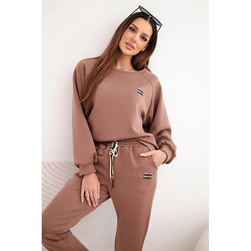 MladaModa Voľná viskózová tepláková súprava model K7650 farba mocca 67908100