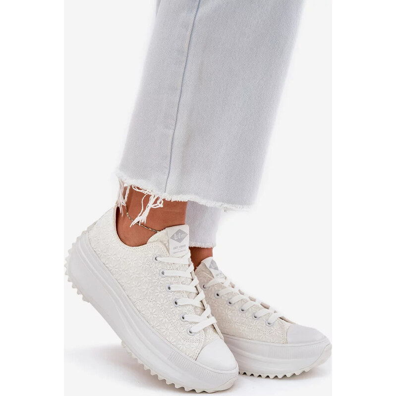 Kesi Biele dámske trampky s výšivkou na platforme Lee Cooper 67883204