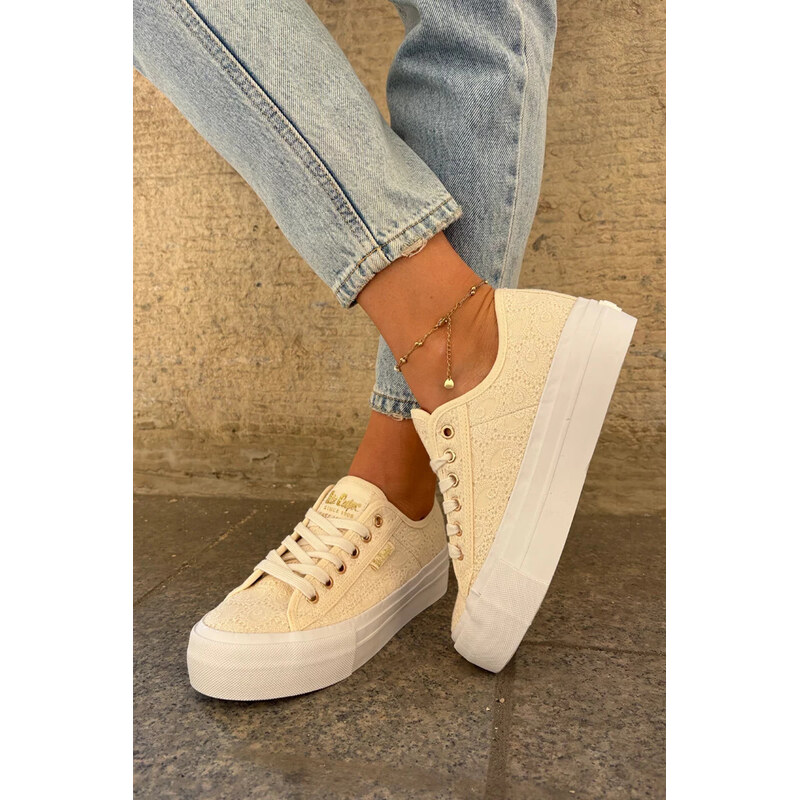 Kesi Béžové dámske trampky s čipkou Lee Cooper 67902026