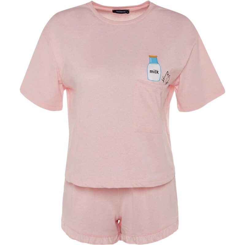 Trendyol Kraťasy ružová / čierna / biela 67904322