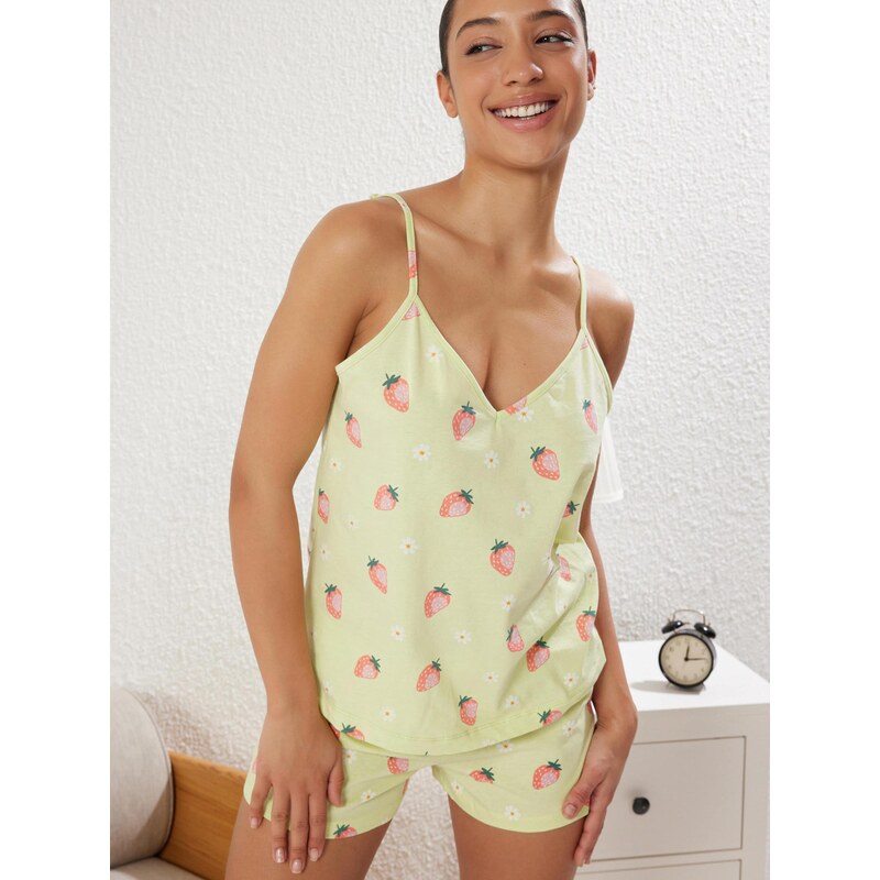 Trendyol Kraťasy pastelovo zelená / červená / biela 67906401