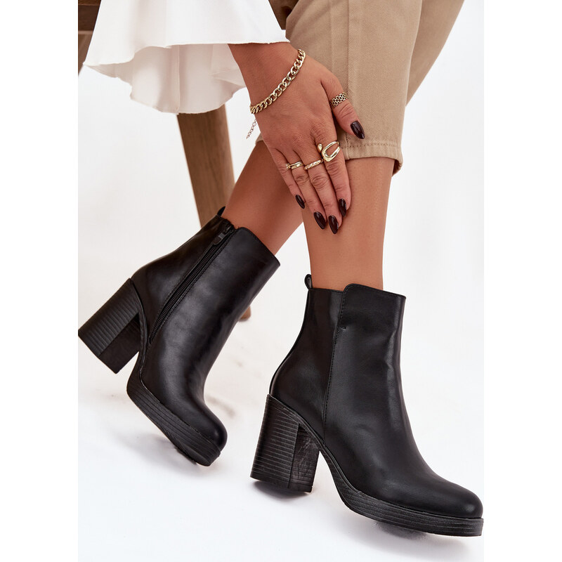 Kesi Čierne dámske topánky na stĺpiku Ryselle 68090281