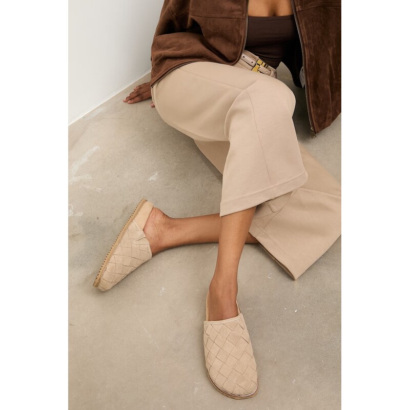 Semišové šľapky Answear.LAB 67758273