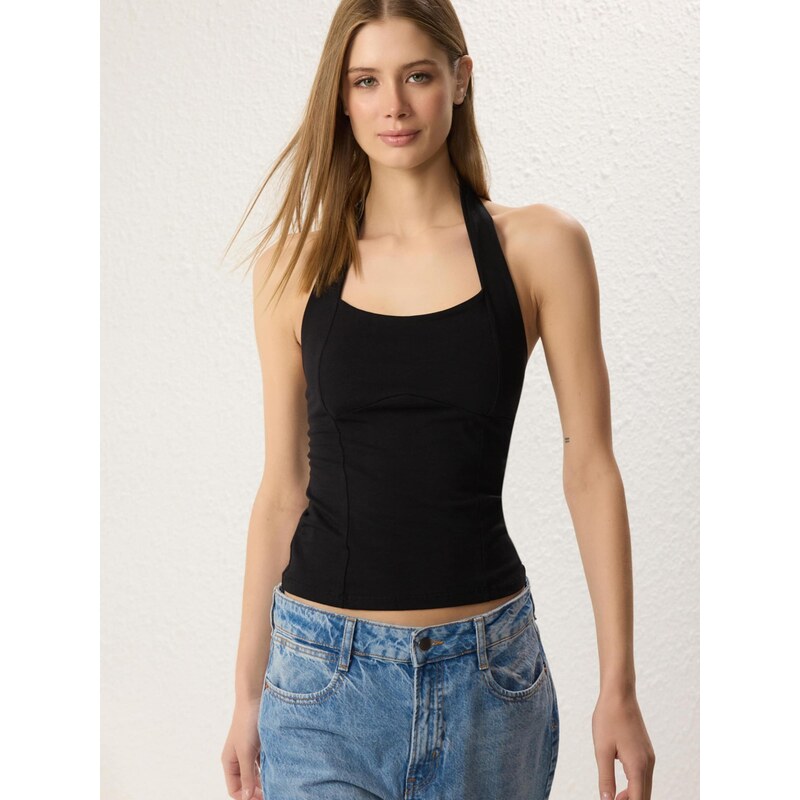 Trendyol Top čierna 68213272