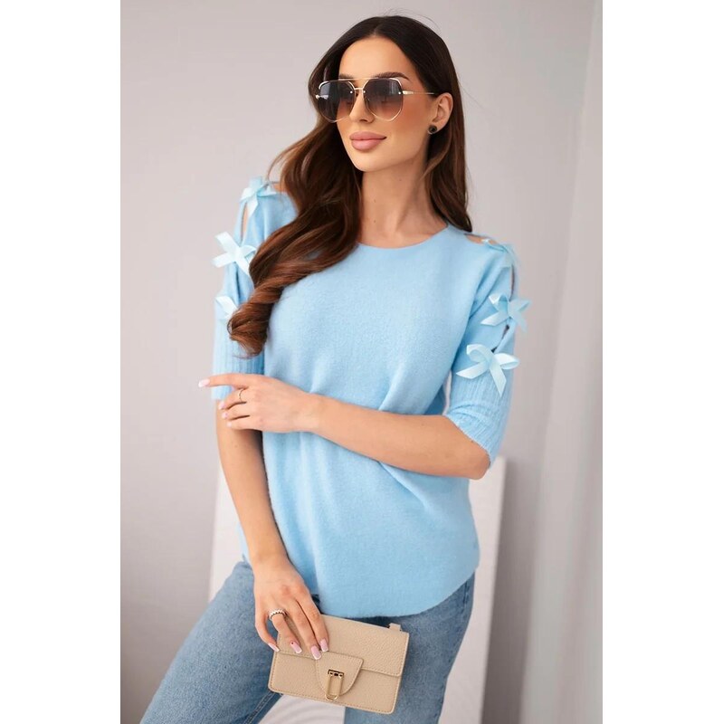 MladaModa Sveter s krátkym rukávom a ozdobnými mašličkami model 26001 68262404