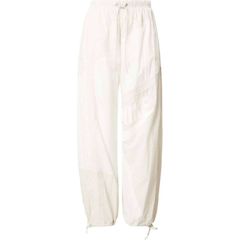 Nike Sportswear Nohavice biela ako vlna 68324847