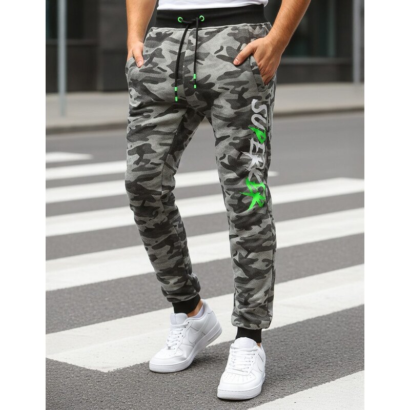 Buďchlap Svetlošedé maskáčové tepláky s potlačou 29645342