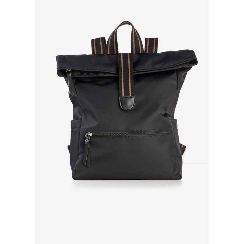bonprix Ruksak s kontrastnými detailmi, farba čierna 68404787