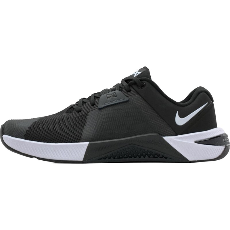 NIKE Športová obuv Metcon 10 čierna / biela 68427020
