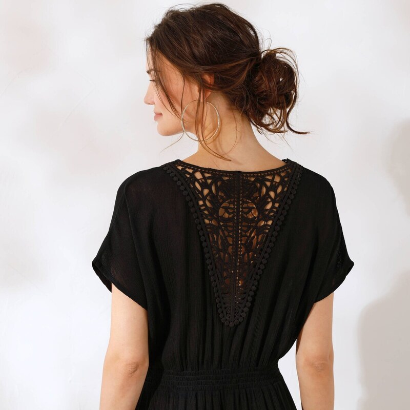 Dlhé krepónové šaty s macramé čierna 036 Blancheporte 62884811