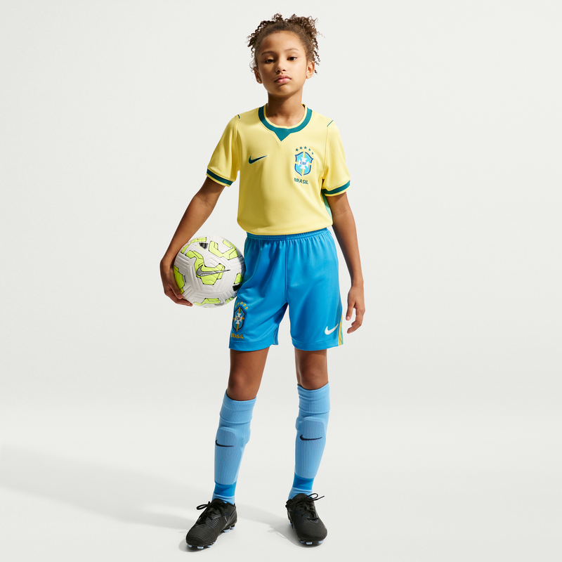 Brazil 2026 Stadium Home Older Kids Nike Dri-FIT Soccer Replica Shorts 68530799