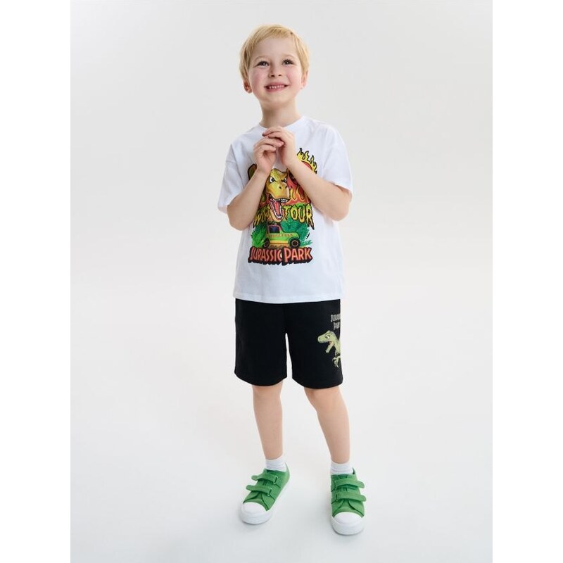 Sinsay - Bavlnené šortky s potlačou dinosaura - čierna 68343790