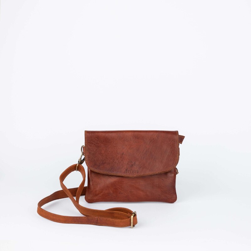 E-shop Kožená crossbody kabelka hnedá Casablanca Berber