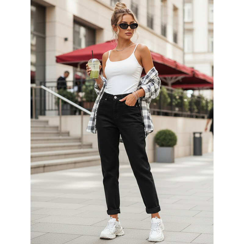 BASIC Dámske džínsy mom fit s vysokým pásom čiernej 68966605