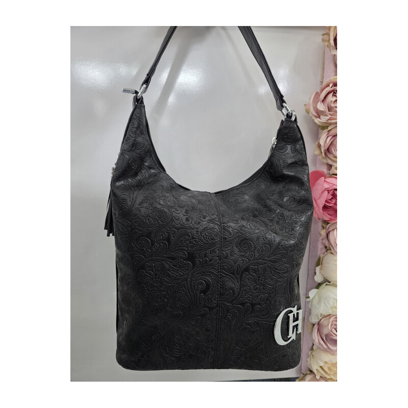 E-shop Katrins Fashion Čierna kabelka na plece Chiara