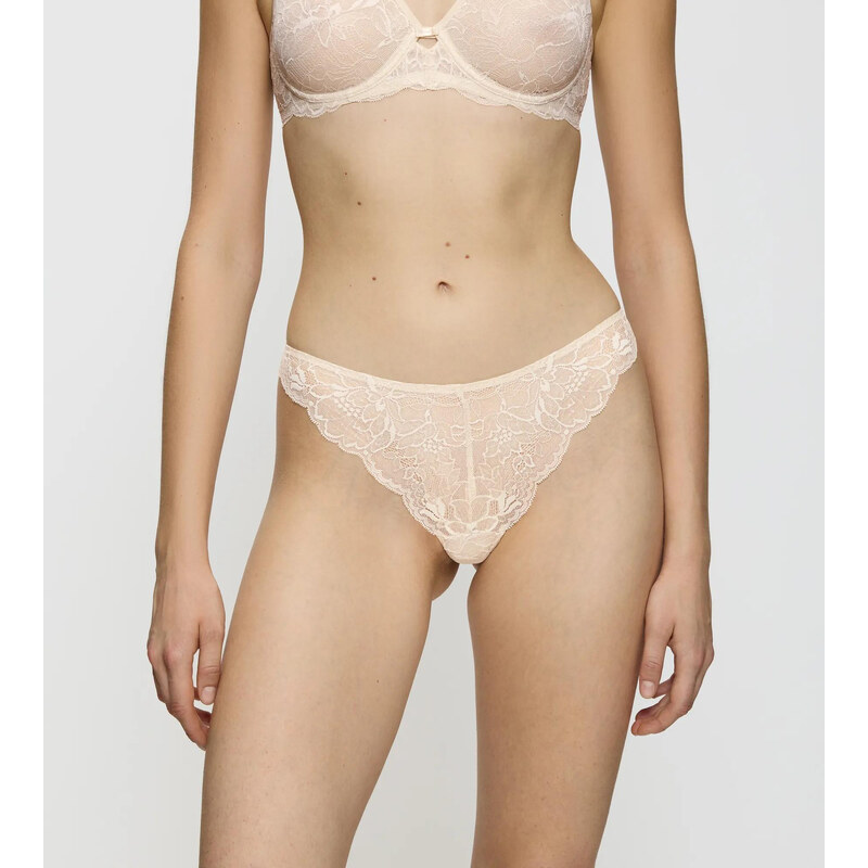 AMOURETTE CHARM - Brazílske bikiny s ikonickou čipkou Triumph 65714585