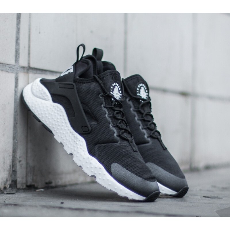 nike air huarache ultra black