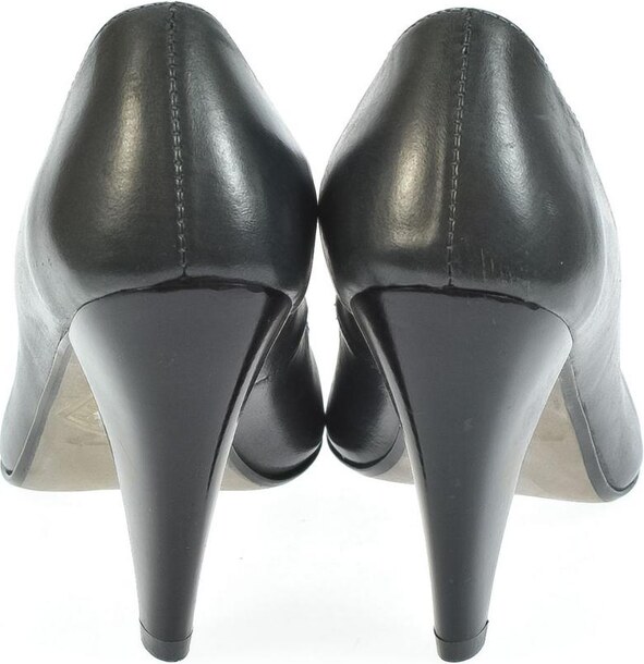 JOHN-C Dámske čierne lodičky AMANA