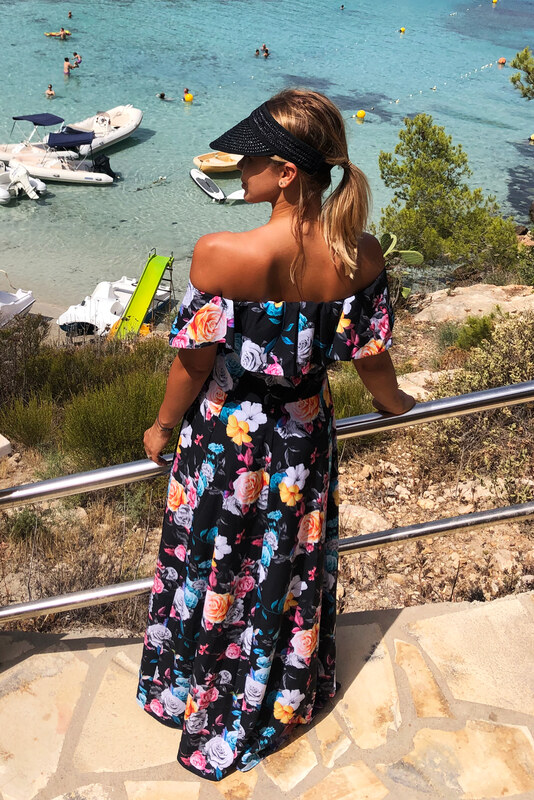 Numoco Dlhé šaty s volánmi - čierna + farebné kvety 194-3