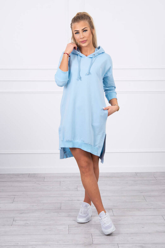 K-Fashion Šaty s kapucňou a dlhším chrbtom modré