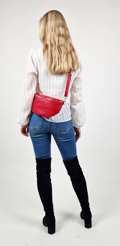 Sivá kožená talianska crossbody kabelka Reni Grande Grigia Nuvole s prídavným pruhom III NovaKabelka.sk