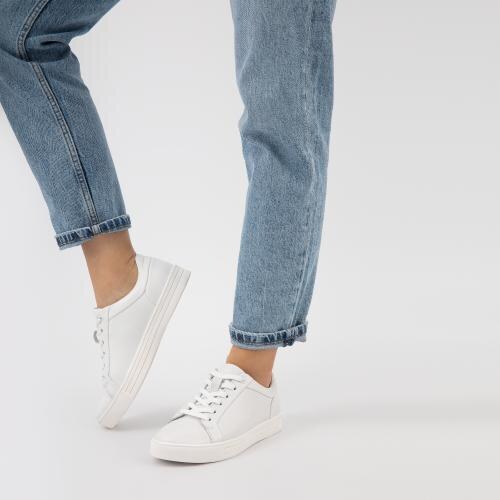 Wojas Jemné Biele Botasky Dámske Na Každú Príležitosť