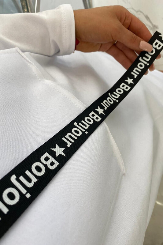 K-Fashion Šaty s kravatou bielej