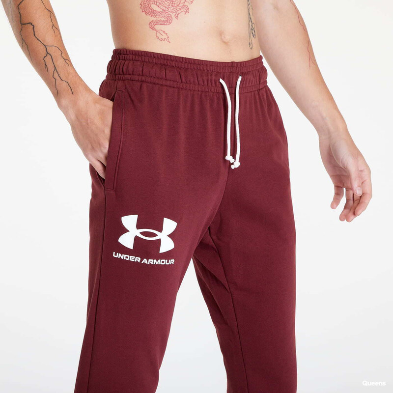 Kalhoty Under Armour Rival Terry Jogger Chestnut Red/ Onyx White S