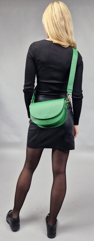 Ružová kožená talianska crossbody kabelka Ramona Fuxia s prídavným pruhom II NovaKabelka.sk